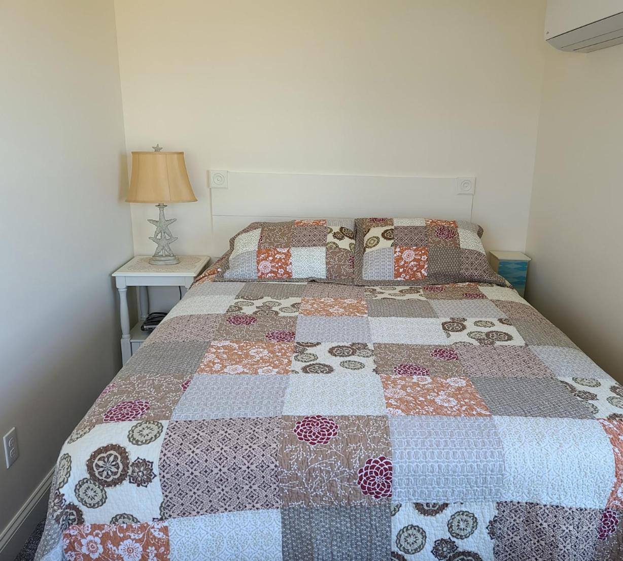 Moody'S Motel And Cottages Wells Room photo