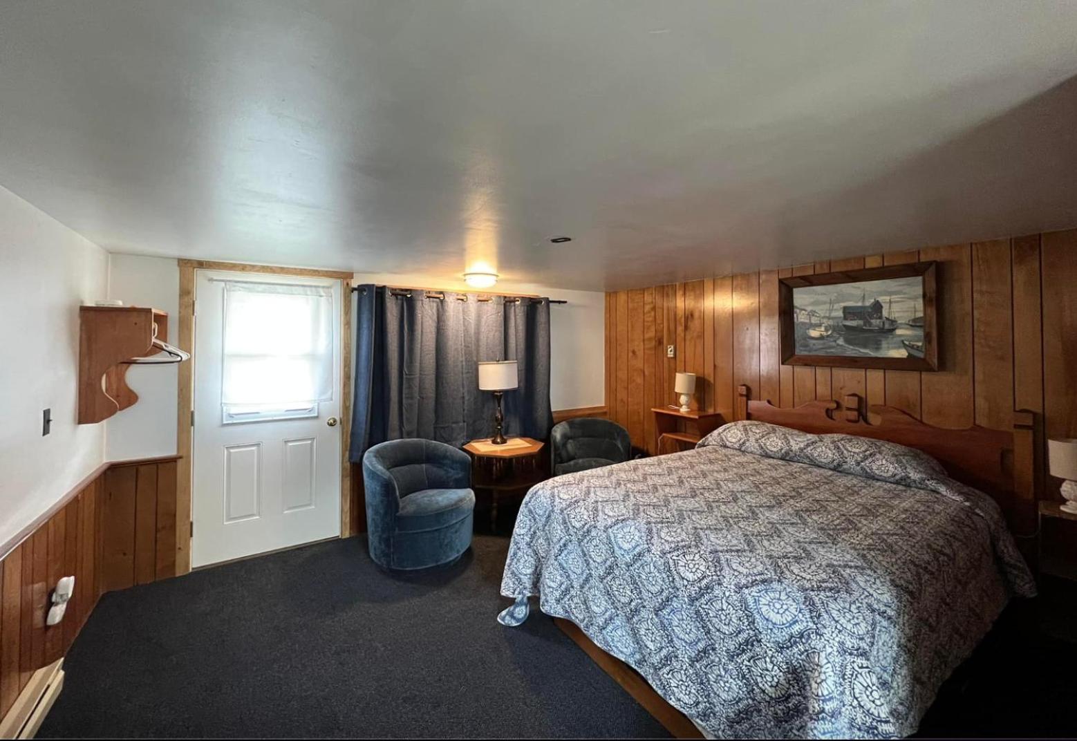 Moody'S Motel And Cottages Wells Room photo